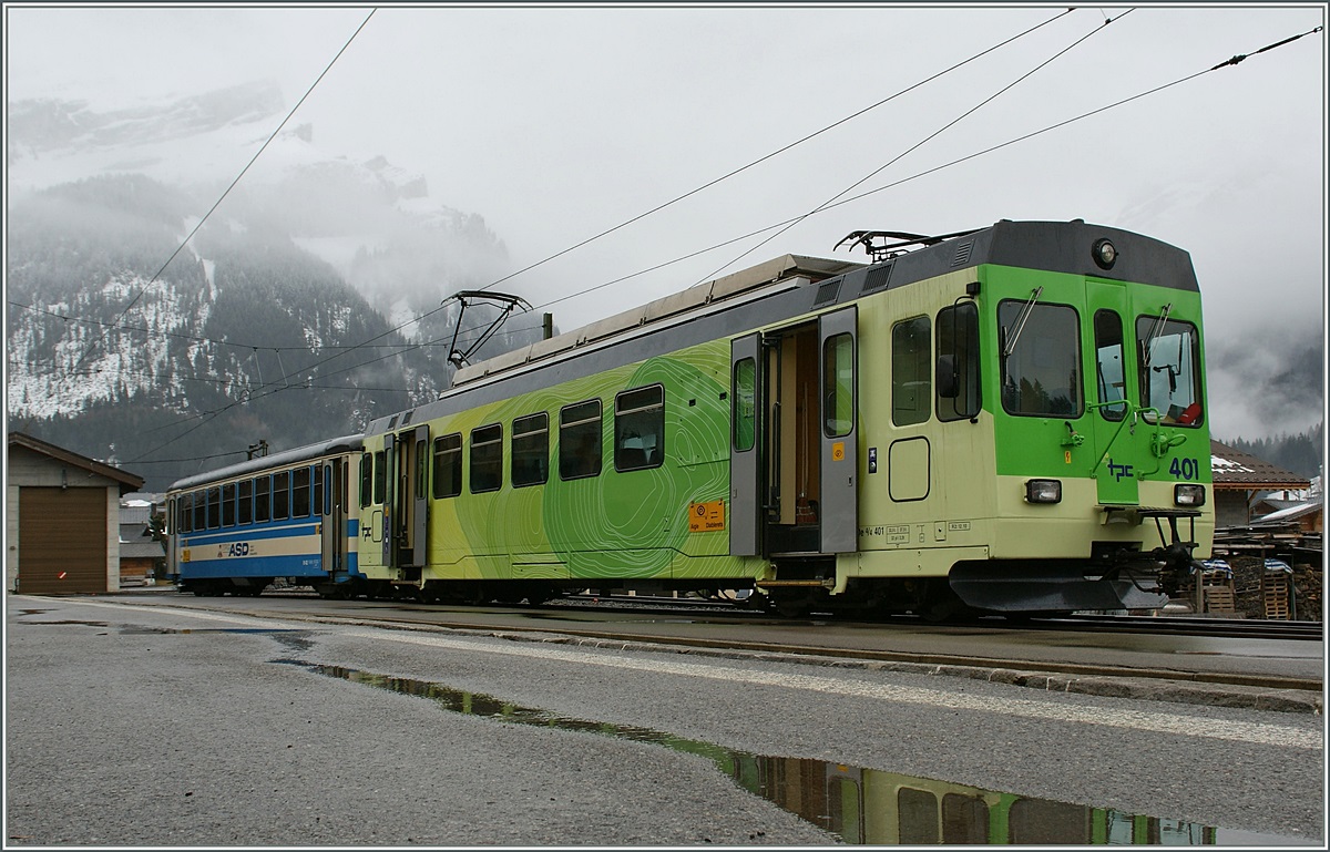 ASD Regionalzug in Les Diablerets.
19.03.2011