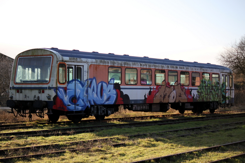 Auf dem Bahnhof Meyenburg steht derzeit ein ehemaliger Triebwagen 
(VB 240)der SWEG aus Sddeutschland,Baureihe NE 81 abgestellt.09.02.2014 