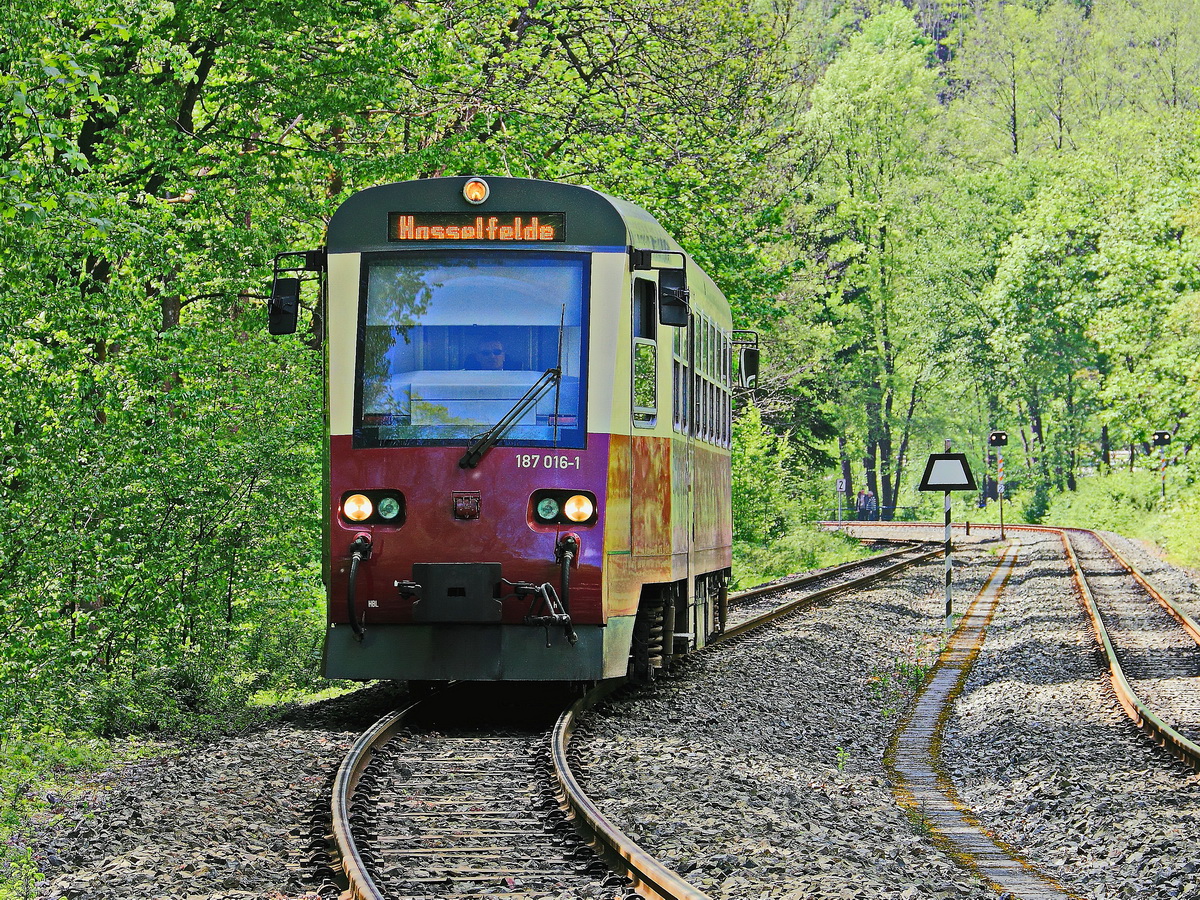 Ausfahrt 187 016-1 am 20. Mai 2017 nach Hasselfelde.