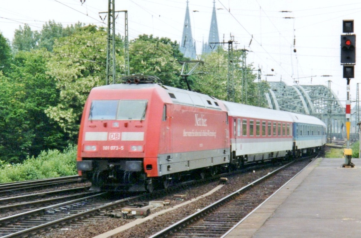 Baden-W�rttemberg? Nein, K�ln-Deutz mit 101 073 am 13 April 2000.