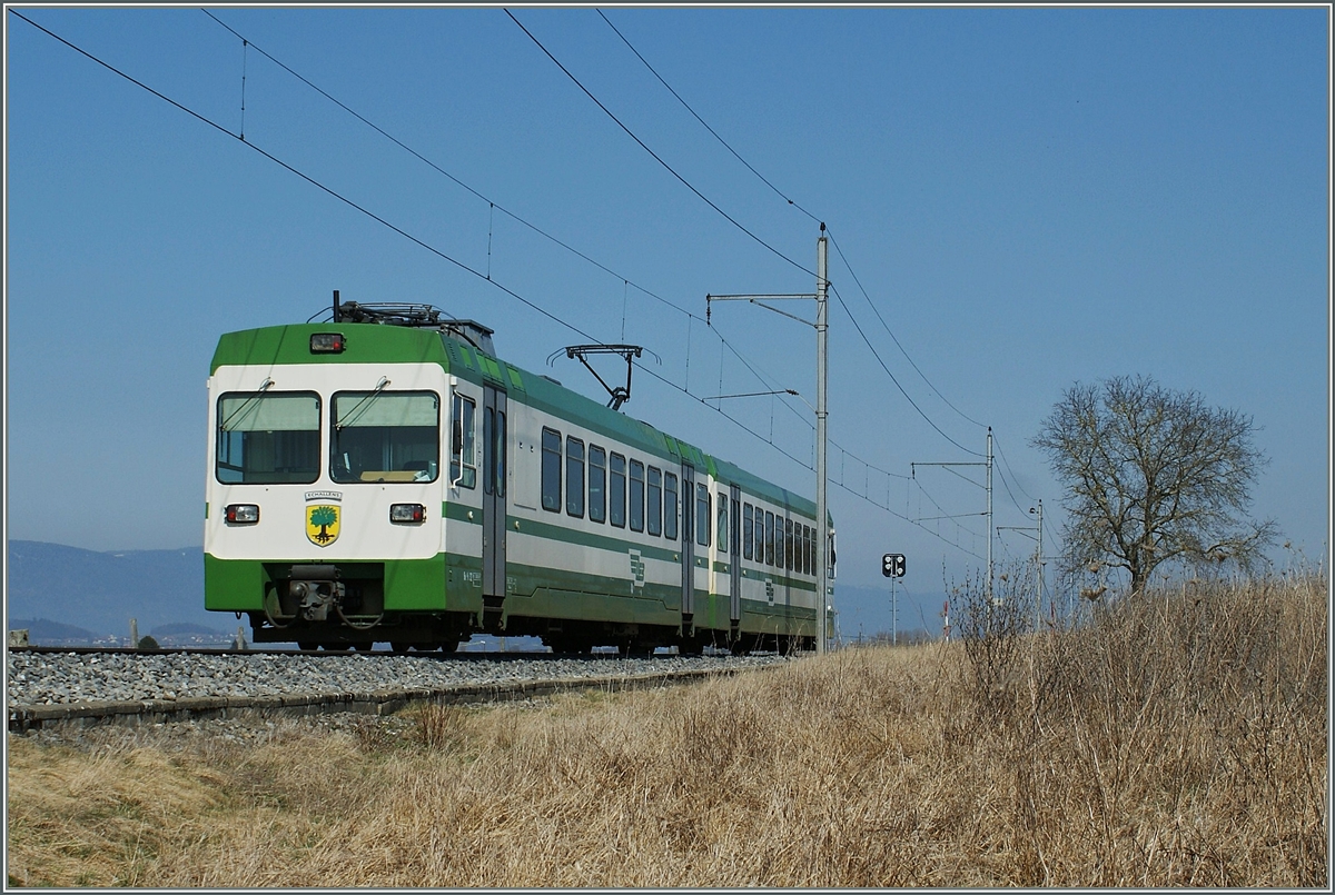 Bei Fey begegnete mir der LEB Be 4/8 auf der Fahrt nach Bercher.
23. März 2010 