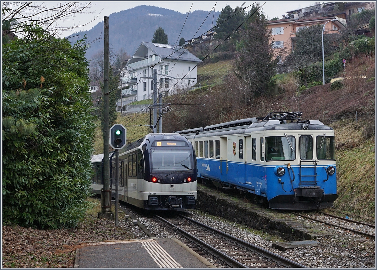 Bereits aus dem aktiven Dienst  ausgeschieden (und höchstwahrscheinlich verschrottet) ist der ABDe 8/8 4003  BERN , hier abgestellte in Fontanivent. 

10. Jan. 2018