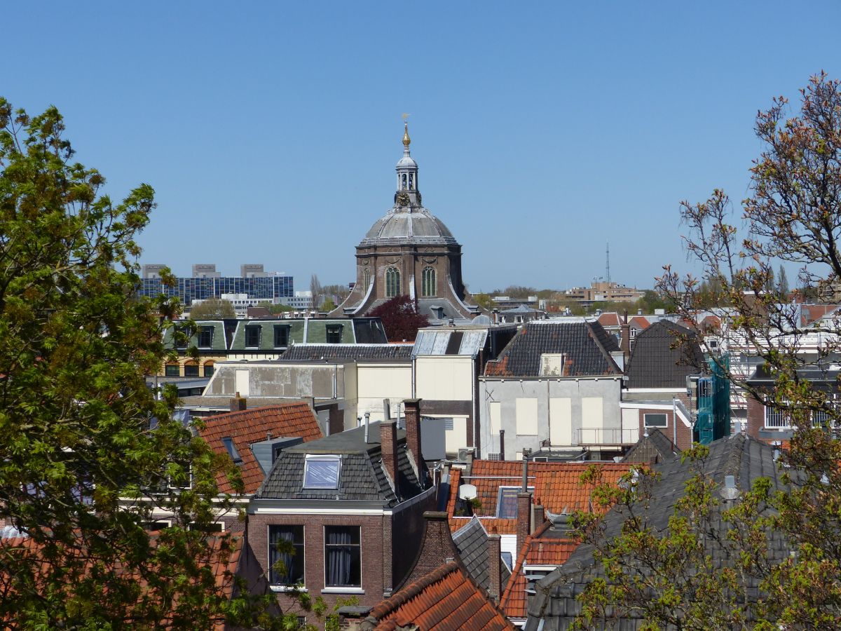 Blick von  De Burcht  Leiden 19-04-2020.

Uitzicht vanaf  De Burcht  Leiden 19-04-2020.