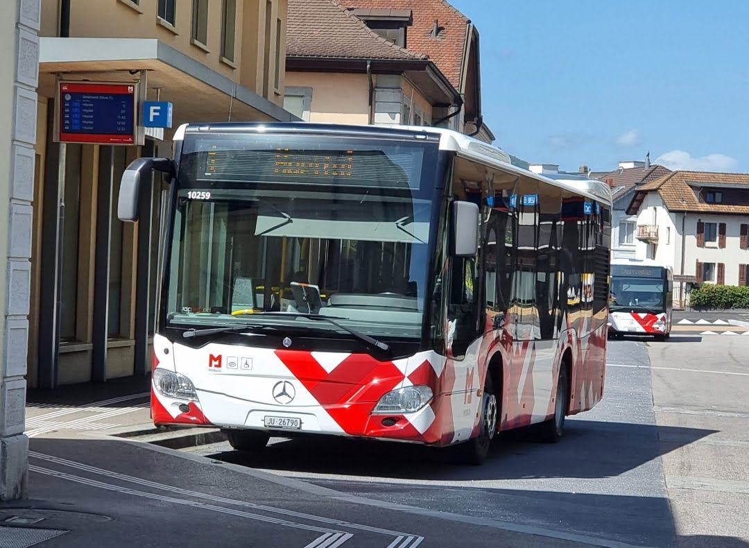 Carpostal Ouest - JU 26790 - PID 10259 - Mercedes le 23 juin 2022 � Del�mont, gare