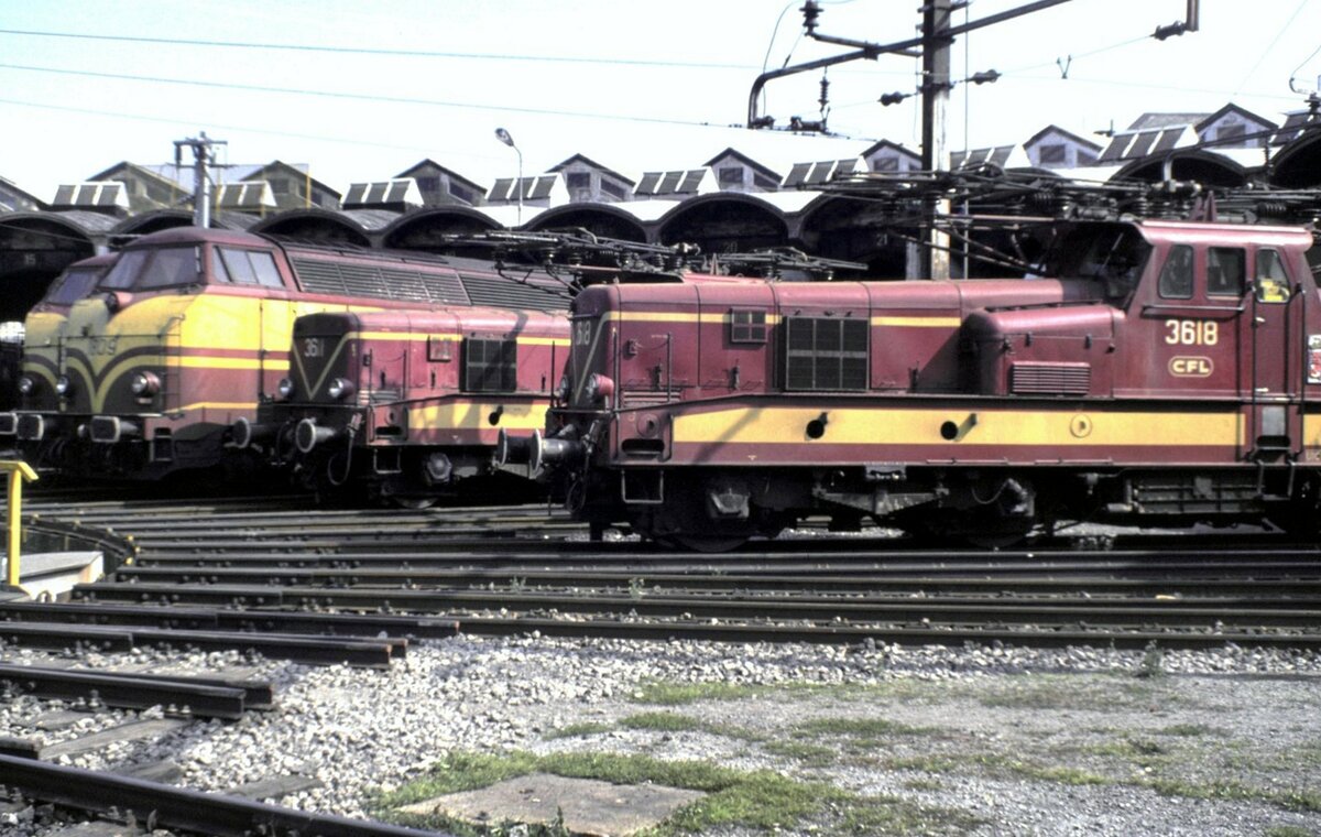 CFL 3618 und 3611 und 1809 in Luxembourg im September 1992.