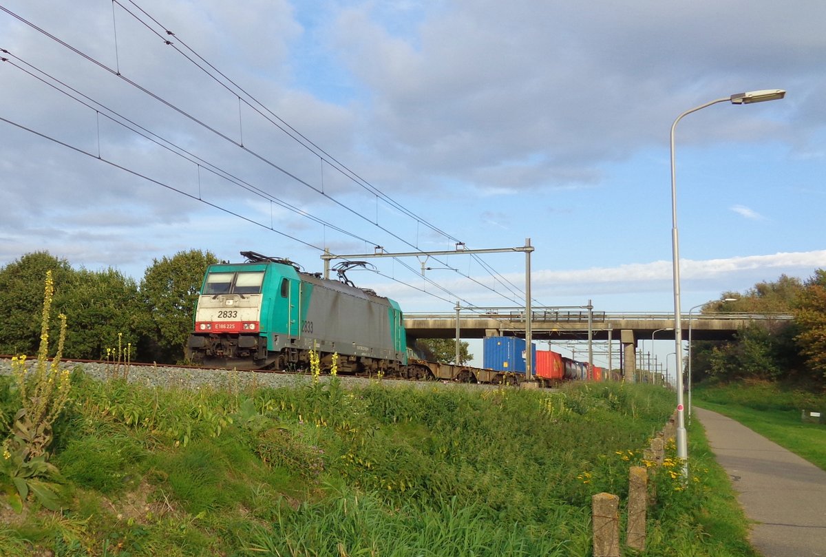 CoBRa 2833 passiert Niftrik am 14 Oktober 2018.