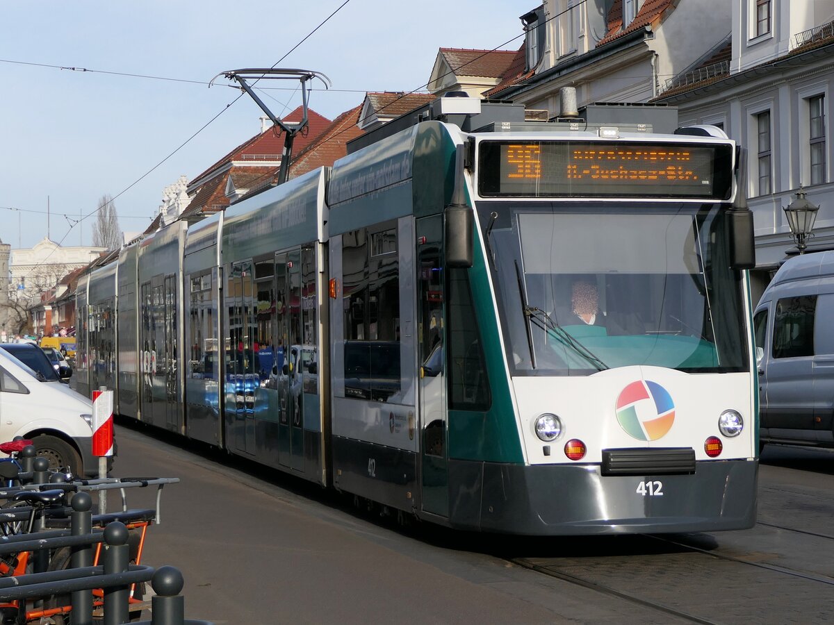 Combino Nr. 412  IJburg  der ViP in Potsdam.