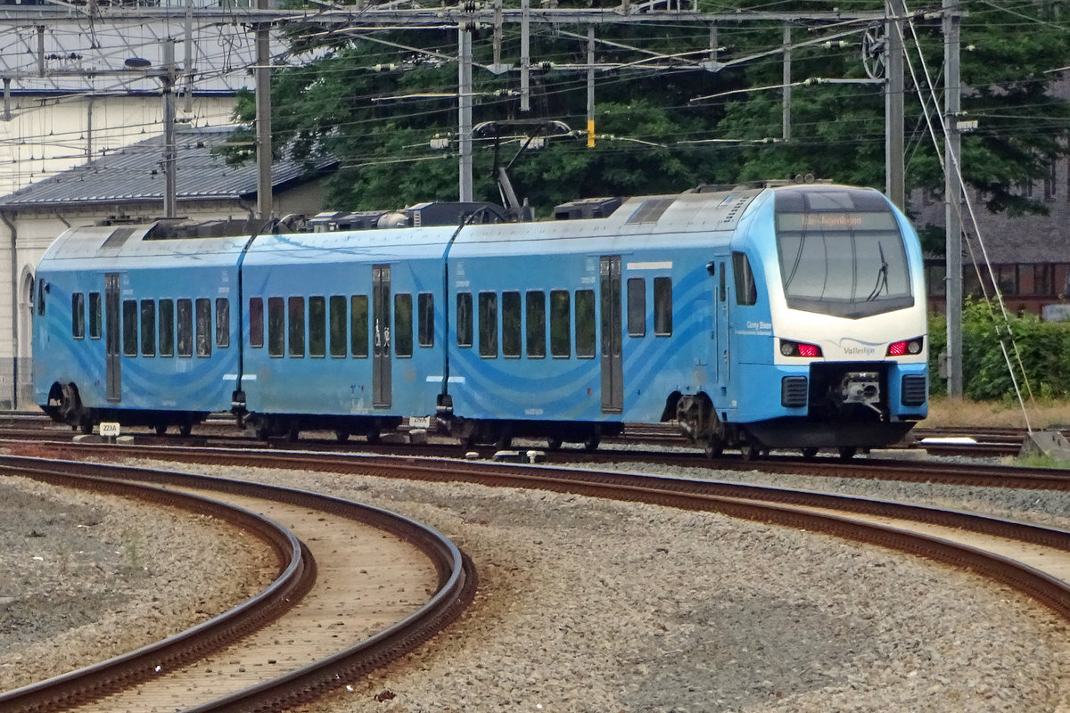 Connexxion 5038 verlässt am 19 Juli 2019 Amersfoort.