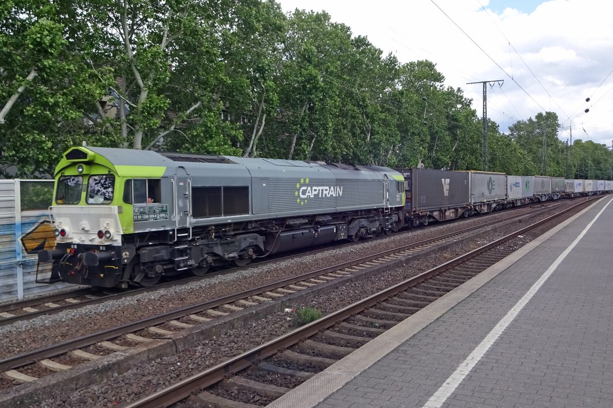 CT 6609 durchfahrt mit ein Containerzug nach Antwerpen am 8 Juni 2019 K�ln S�d. 