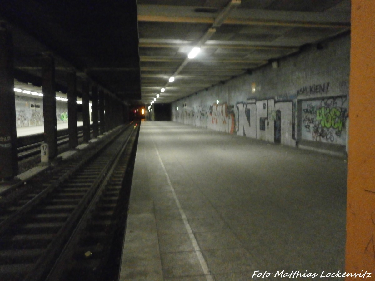 Damals war der Bahnhof Neustadt l�nger. Blick auf den Restlichen Bahnsteig am 10.1.15