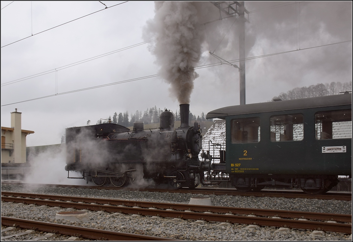 Dampflok Ed 3/4 Nr. 2 der Solothurn-Münster-Bahn in Huttwil. Betreut wird die Lok durch den Verein historische Emmentalbahn. Februar 2018.