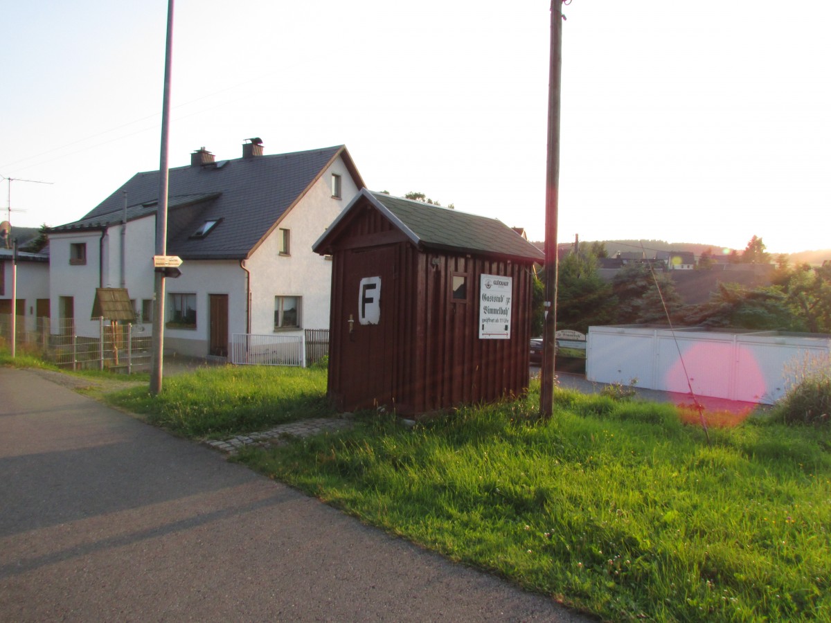 Das Fernsprecherh�uschen von Neudorf