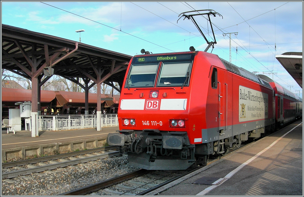 DB 146 111-0 in Mühlheim (Baden).
3. Dez. 2006