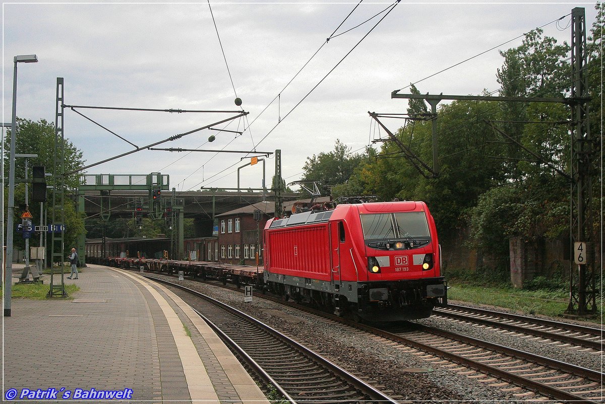 DB 187 193 mit leeren Containerzug
am 03.09.2019 in Hamburg-Harburg