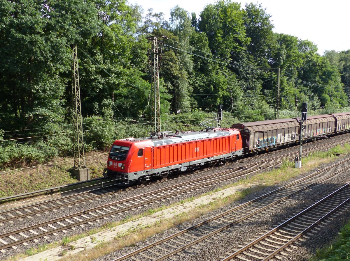 DB Cargo Lok 187 100-3 Abzweig Lotharstrasse, Aktienweg, Duisburg 13-07-2017.

DB Cargo loc 187 100-3 Abzweig Lotharstrasse, Aktienweg, Duisburg 13-07-2017.