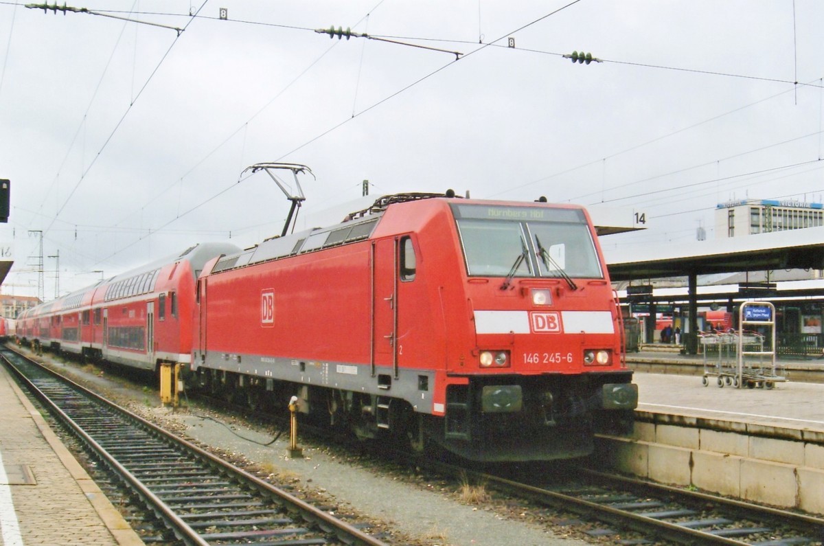 DB Regio 146 245 steht am 2 Mai 2011 in N�rnberg Hbf.