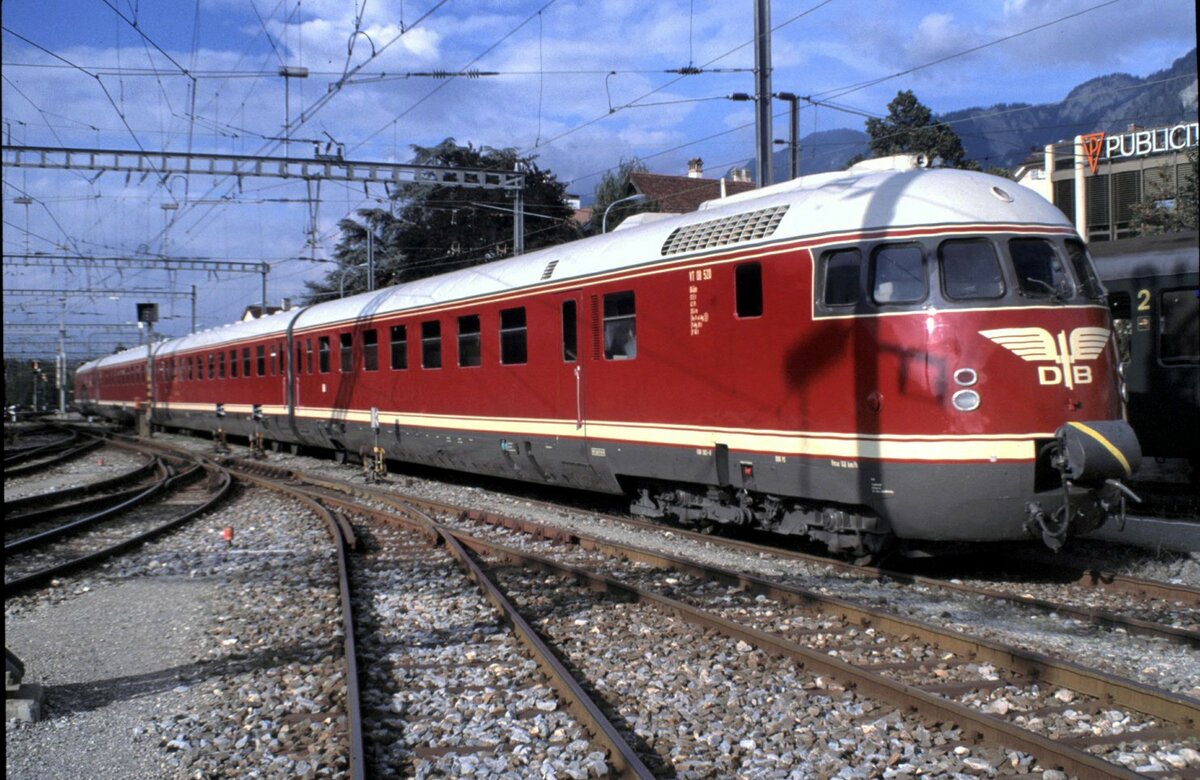 DB VT 08 520 der Fußball Weltmeisterzug 1954 in Chur am 30.08.1999. 
