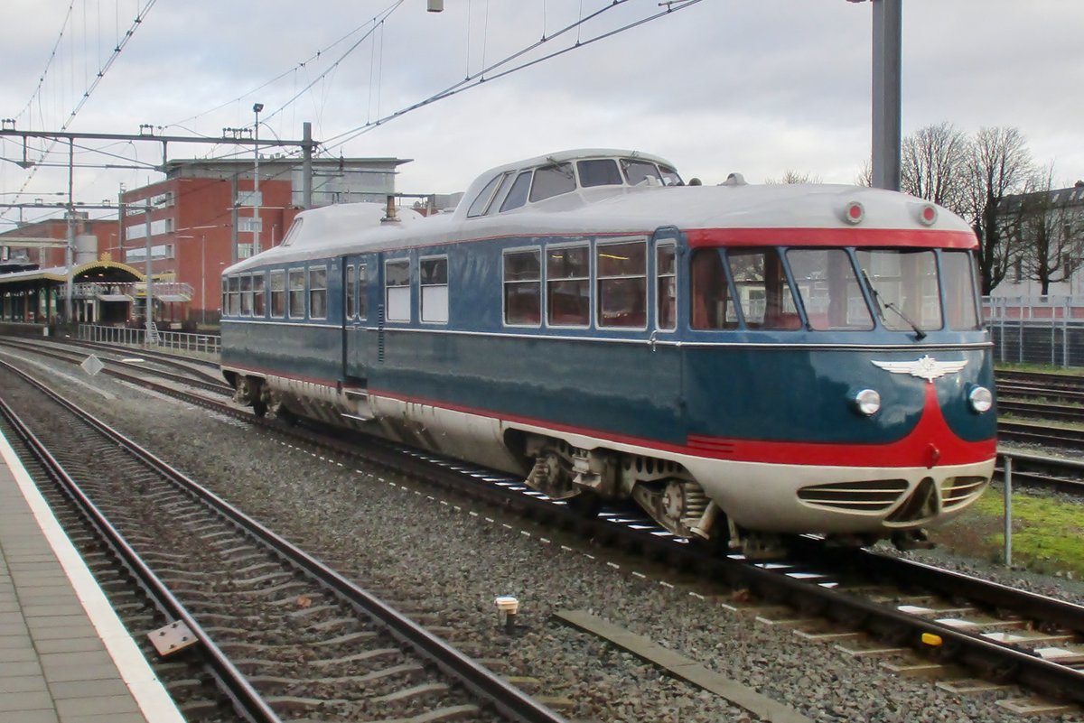 DE 20 durchfahrt 's-Hertogenbosch am 11 Februar 2018.