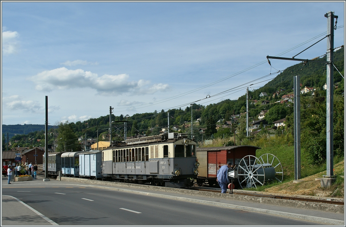 Der alte Leuckerbadbahn LLB Treibwagen seiner Strecke seit vielne Jahren beraubt (Buserstatz) ist hin und wieder bei der B-C im Einsatz. 
12.06.2012