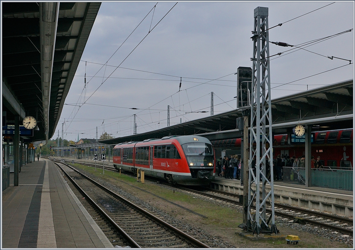 Der DB 642 052 als RB 12 nach Graal Müritz in Rostock. 

28. Sept. 2017
