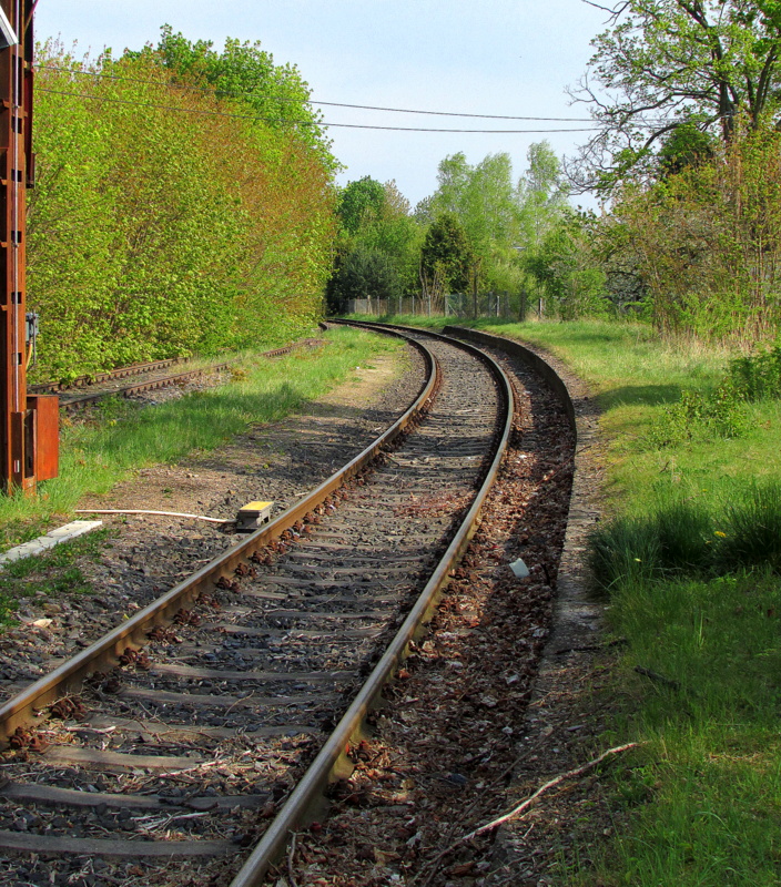 Der ehemalige Barchfelder Bahnsteig in Immelborn.Heute wird die Strecke noch bis zum Kieswerk bedient.Aufgenommen am 19.April.2014