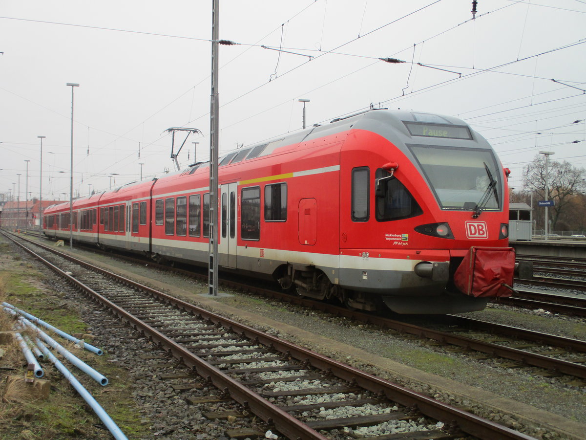 Der Flirt 429 027 stand als Reserve,am 27.Januar 2020 in Stralsund.