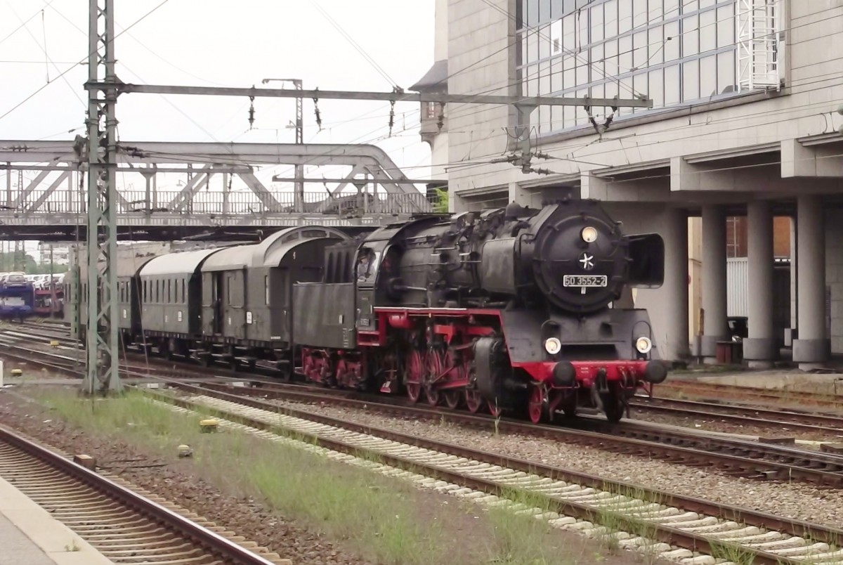 Der Hanauer 50 3552 war aktiv w�hrend der Rheinland-Pf�lz PLandampfspektakel; hier in Darmstadt Hbf am 30 Mai 2014.