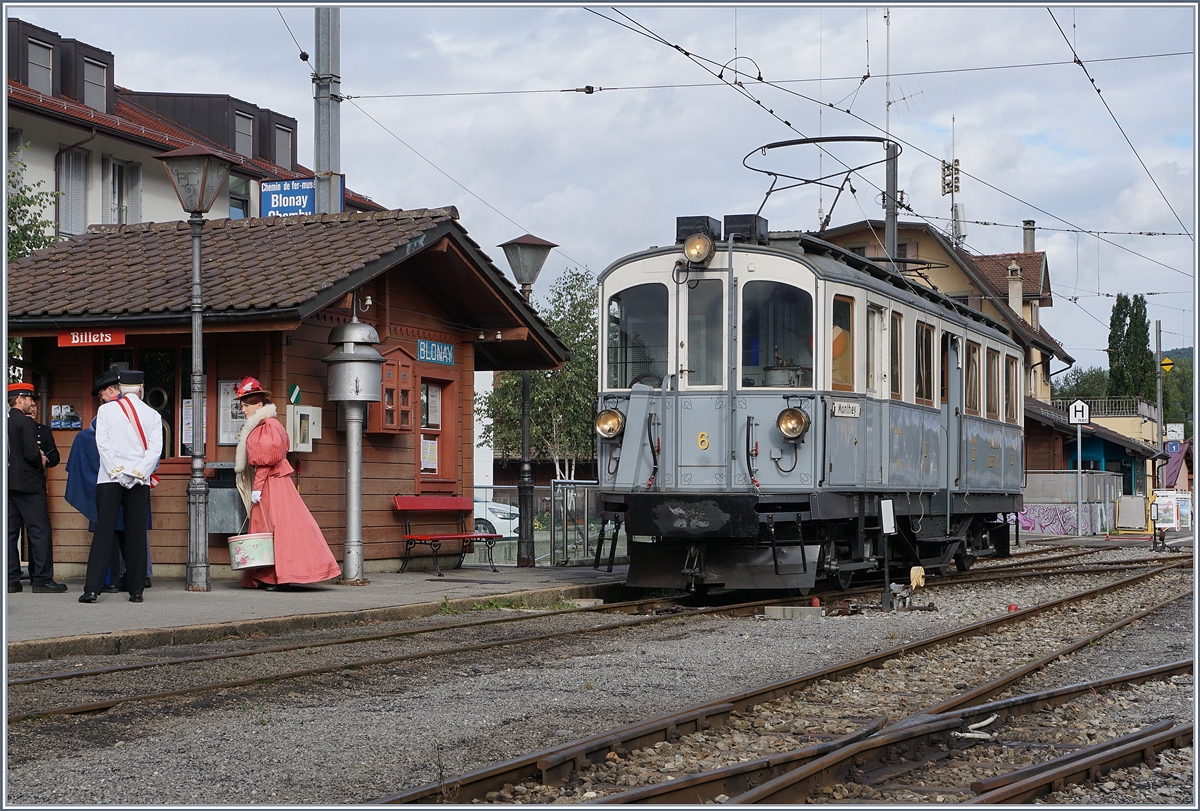 Der historische MCM N° 6 bei der Blonay-Chamby Bahn in Blonay.
17. Sept. 2017