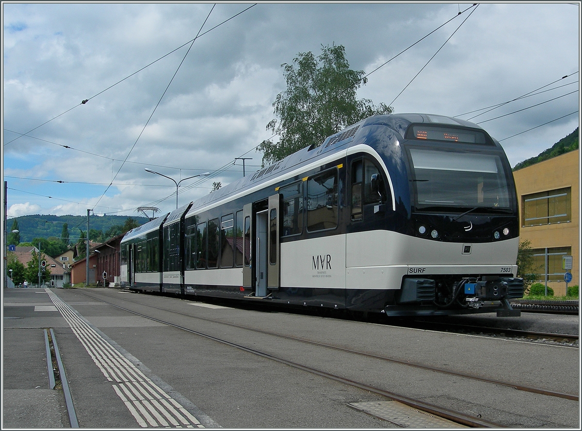 Der MVR SURF ABeh 2/6 7503 in Blonay.
1. Juni 2016