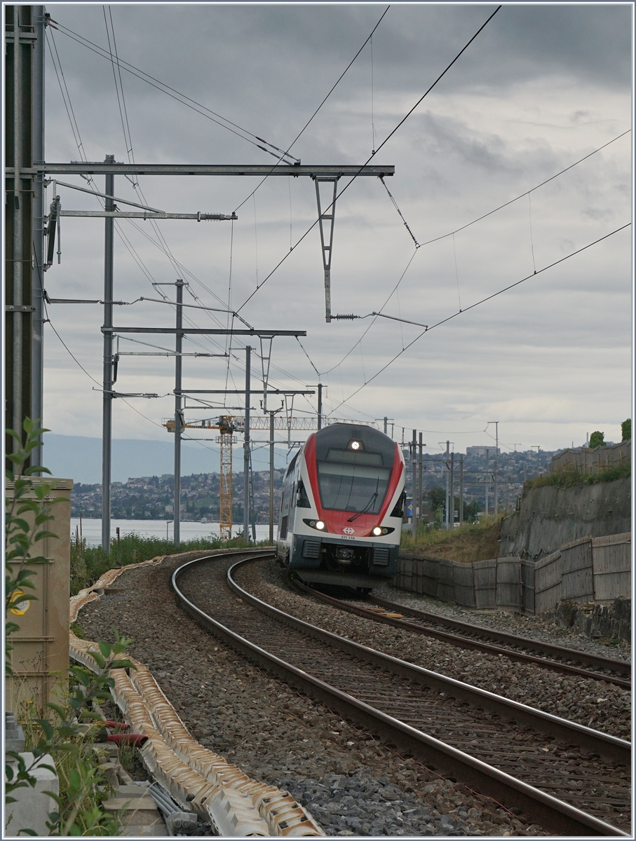 Der SBB RABe 511 118 als RE Annemasse - Vevey bei Cully.

3. Aug. 2020