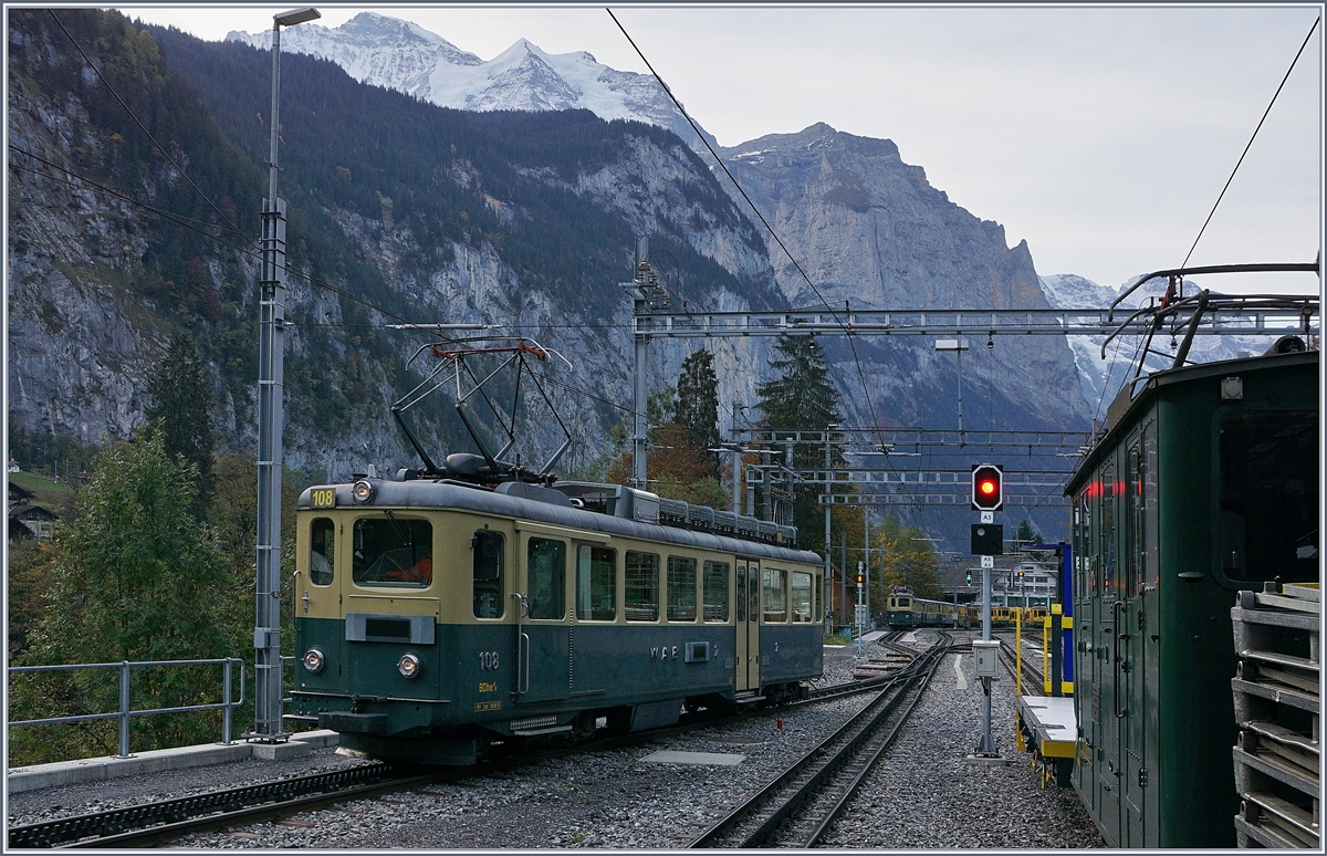 Der WAB BDeh 4/4 108 in Lauterbrunnen . 

17. Okt. 2018