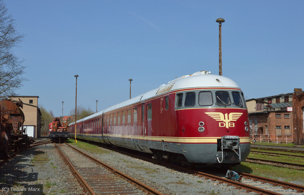 Der Weltmeisterzug von 1954 abgestellt im DLW Meiningen am 02.04.2016