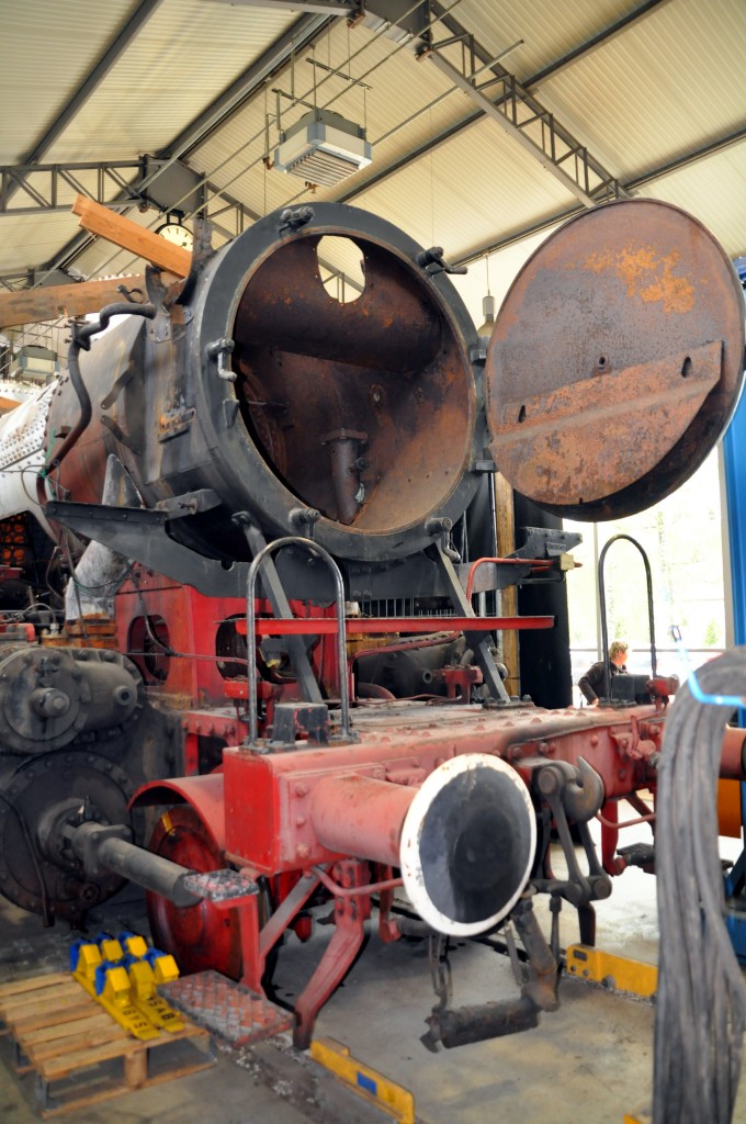 Die 86 346 der UlmerEisenbahnfreunde in der Hauptuntersuchung in M�nsingen am 01.05.2014.