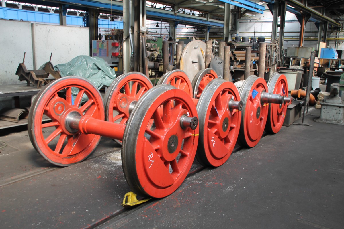 Die Achsen der 98 8921 im DLW Meiningen am 29.M�rz.2014