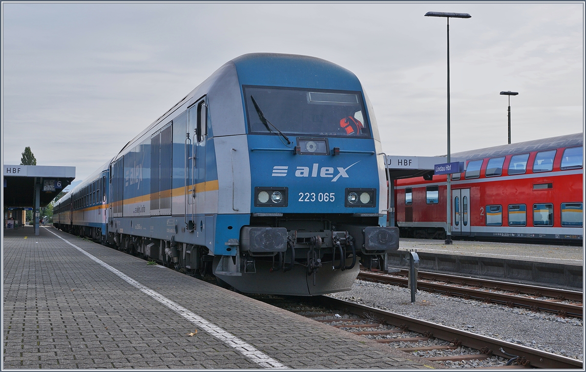 Die Alex 223 065 wartet in Lindau HBF auf die Abfahrt nach M�nchen.

22. Sept. 2018