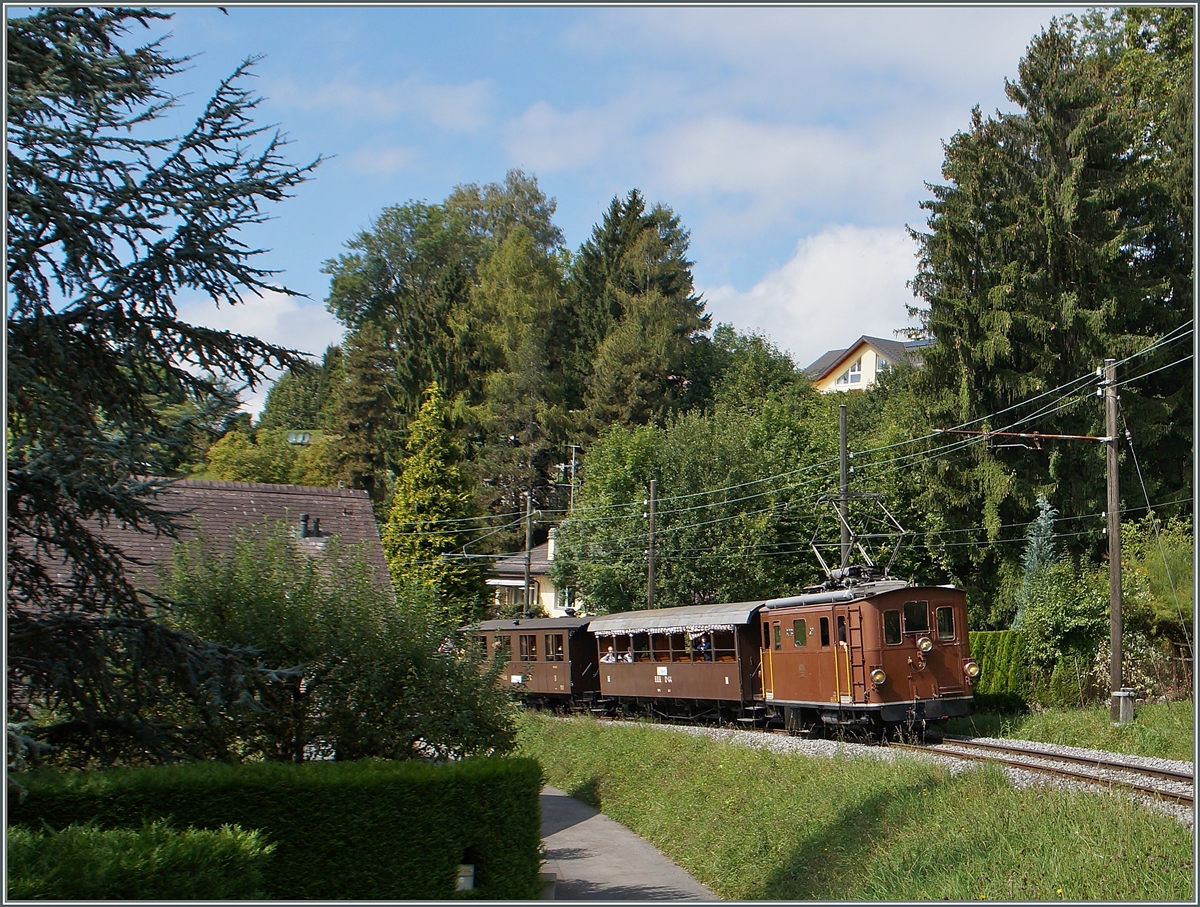Die BOB HGe 3/3 29 bei Blonay auf der Fahrt Richtung Chamby.
13.09.2014