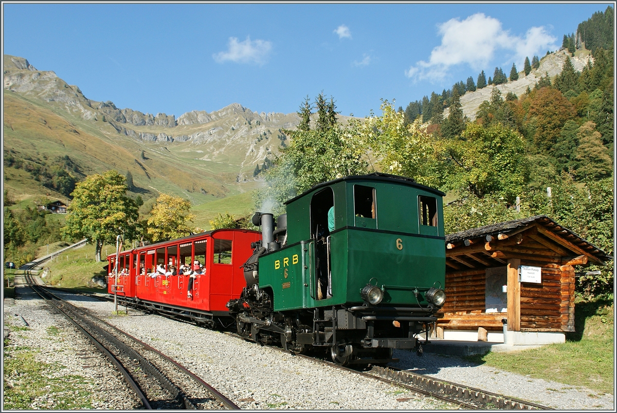 Die BRB H 2/3 6 beim Halt in Planalp.
1. Okt. 2011