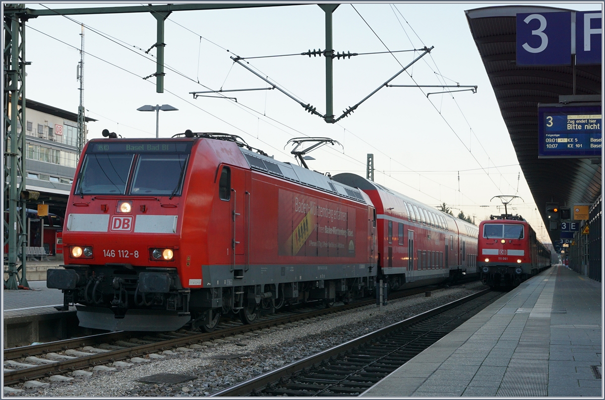 Die DB 146 112-8 in Freiburg im Breisgau.
30. Nov. 2016