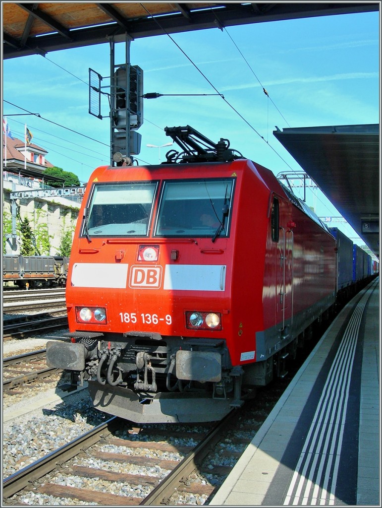 Die DB 185 136-9 in Spiez.
11. Juli 2006