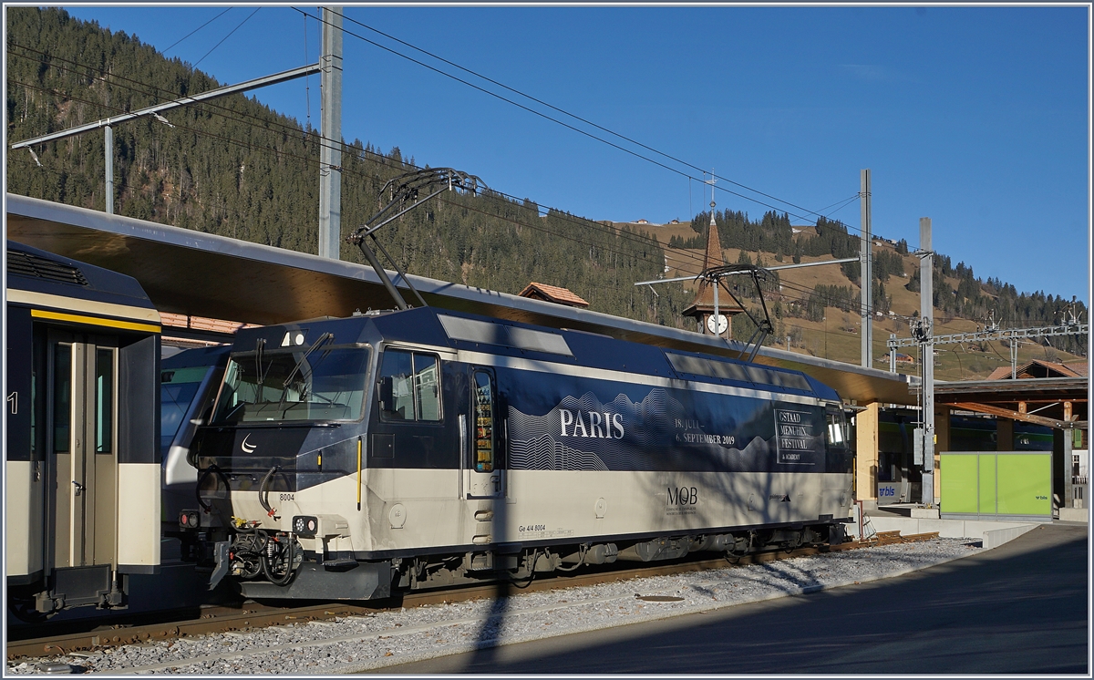 Die MOB Ge 4/4 8004 ist mit ihrem IR in Zweisimmen eingetroffen. 

12. Jan 2020