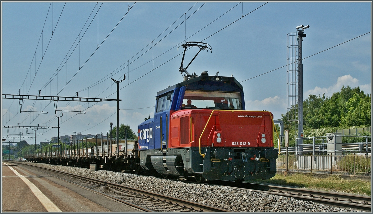 Die SBB 923 012-9 in Lonay-Pr�veranges.
15.07.2013 