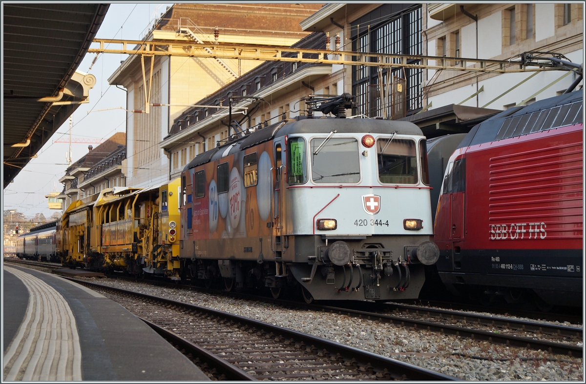 Die SBB Re 4/4 II 11344 (Re 420 344-4) in Lausanne. 

17. April 2021
