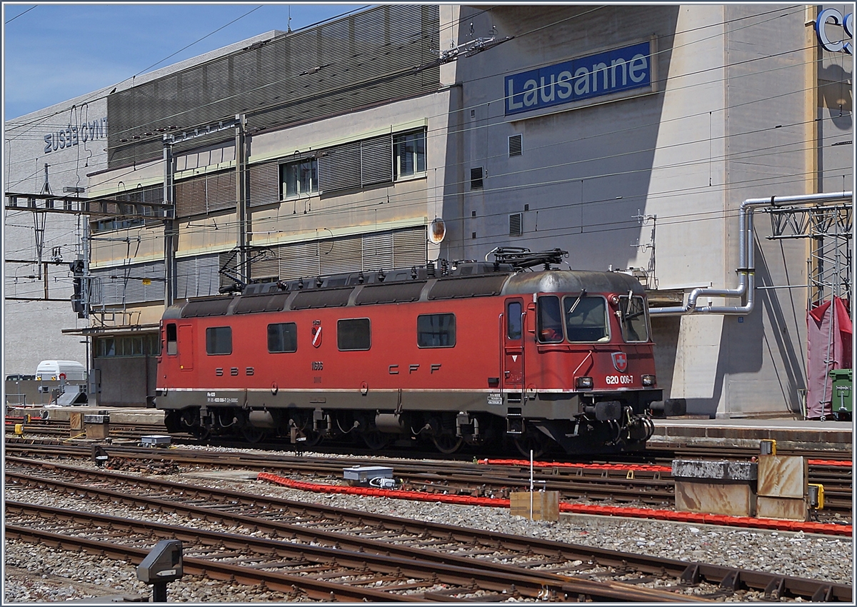 Die SBB Re 6/6 11606 (Re 620 006-7)  Trugi  in Lausanne. 

 26. Mai 2020