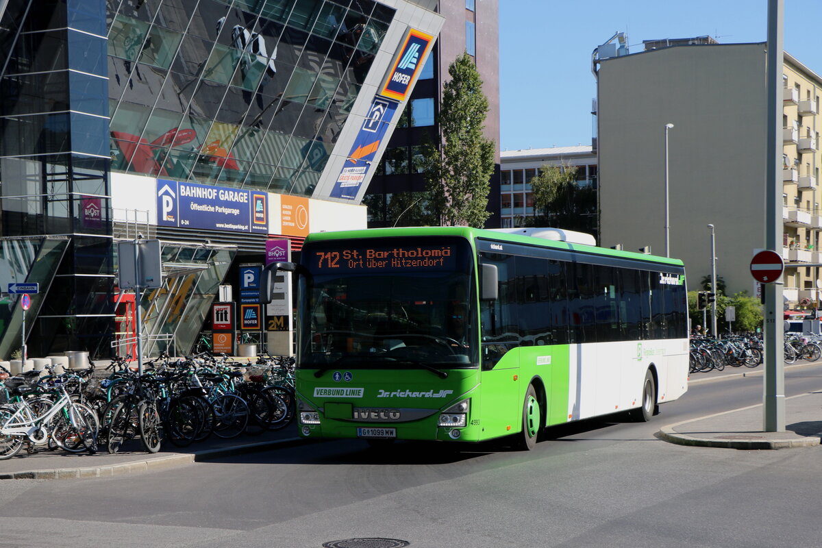 Dr. Richard - Nr. 4993/G 1099 MW Iveco am 19. September 2025 in Graz (Aufnahme: Martin Beyer)