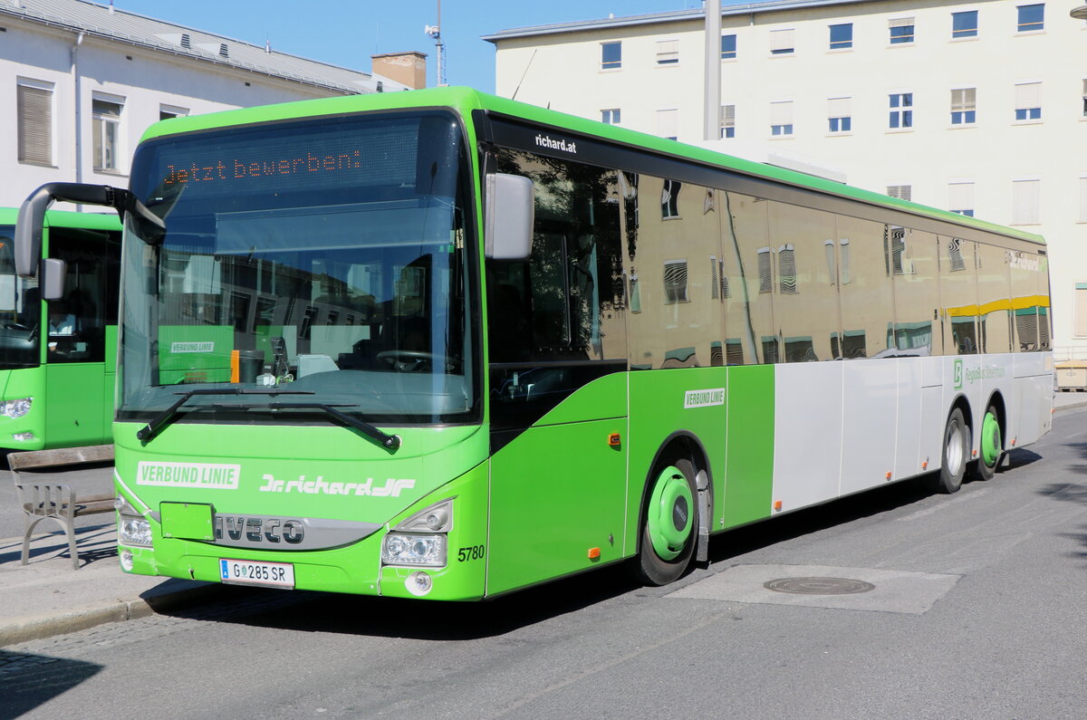 Dr. Richard - Nr. 5780/G 285 SR - Iveco am 19. September 2025 in Graz (Aufnahme: Martin Beyer)