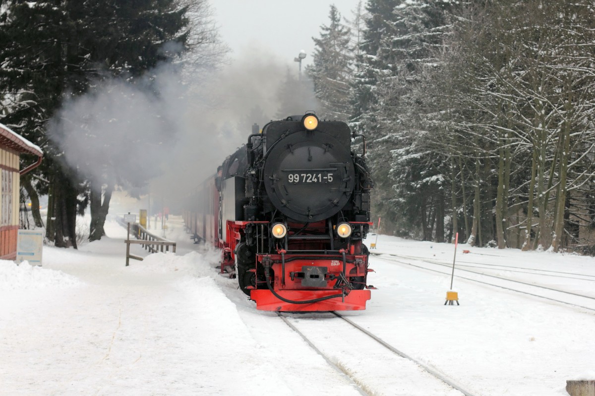 Drei Annen Hohne am 27. Januar 2013, Einfahrt 99 7241-5 zur Weiterfahrt in Richtung Brocken.