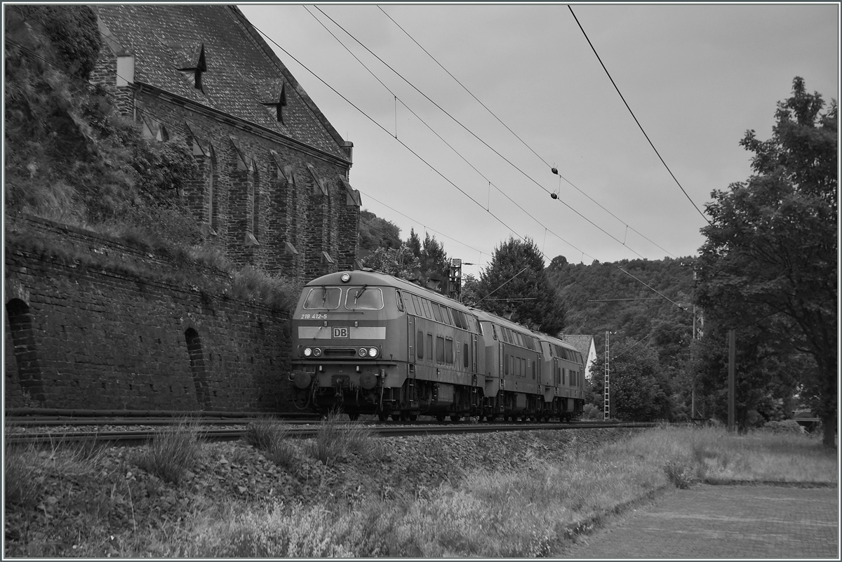 Drei DB 218 bei Gondorf.
20. Juni 2014