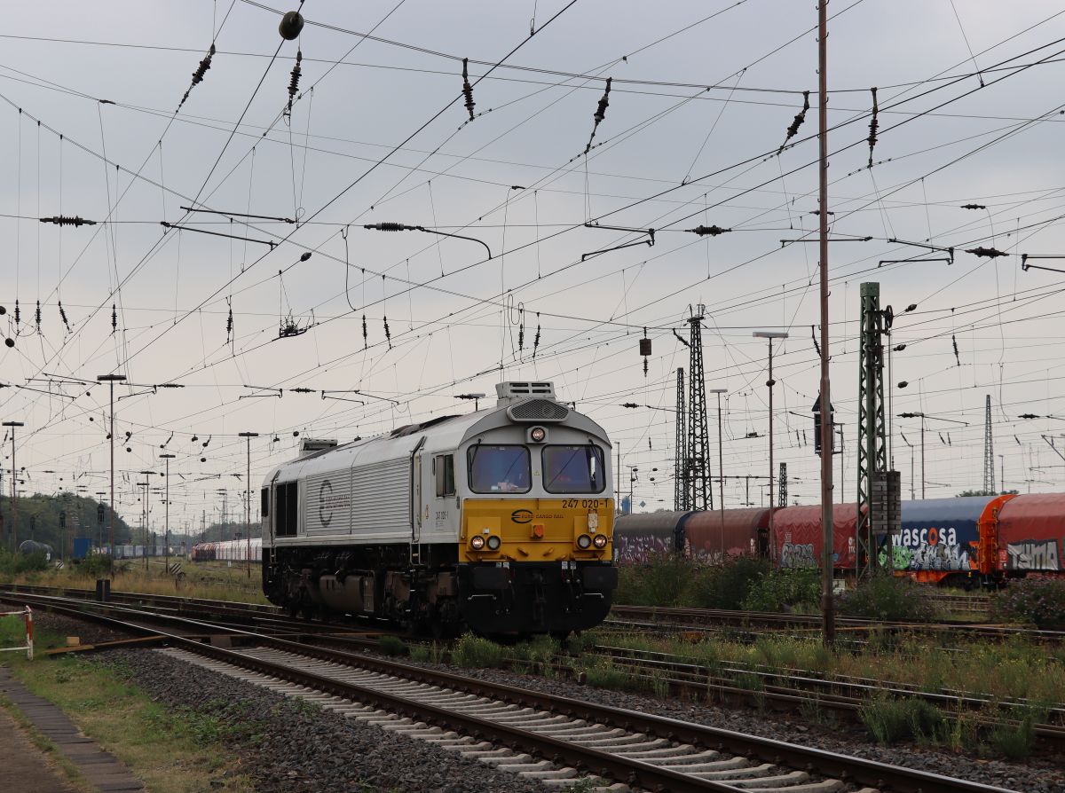 ECR (Euro Cargo Rail) Diesellokomotive 247 020-1 Gterbahnhof Oberhausen West 18-08-2022.

ECR (Euro Cargo Rail) diesellocomotief 247 020-1 goederenstation Oberhausen West 18-08-2022.