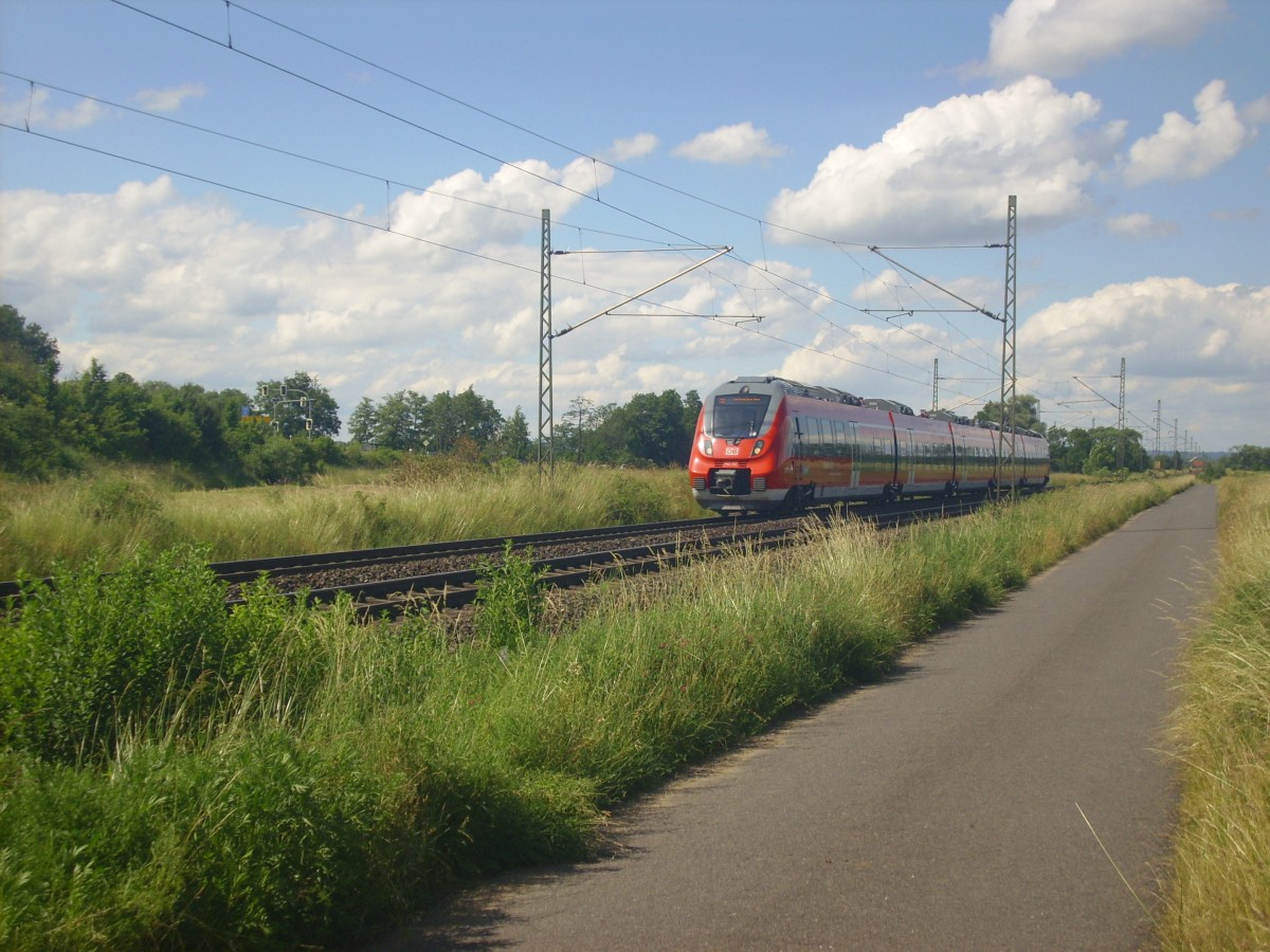 Ein 442 er erreicht demn�chst den Bahnhof Bamberg. 21.06.2013