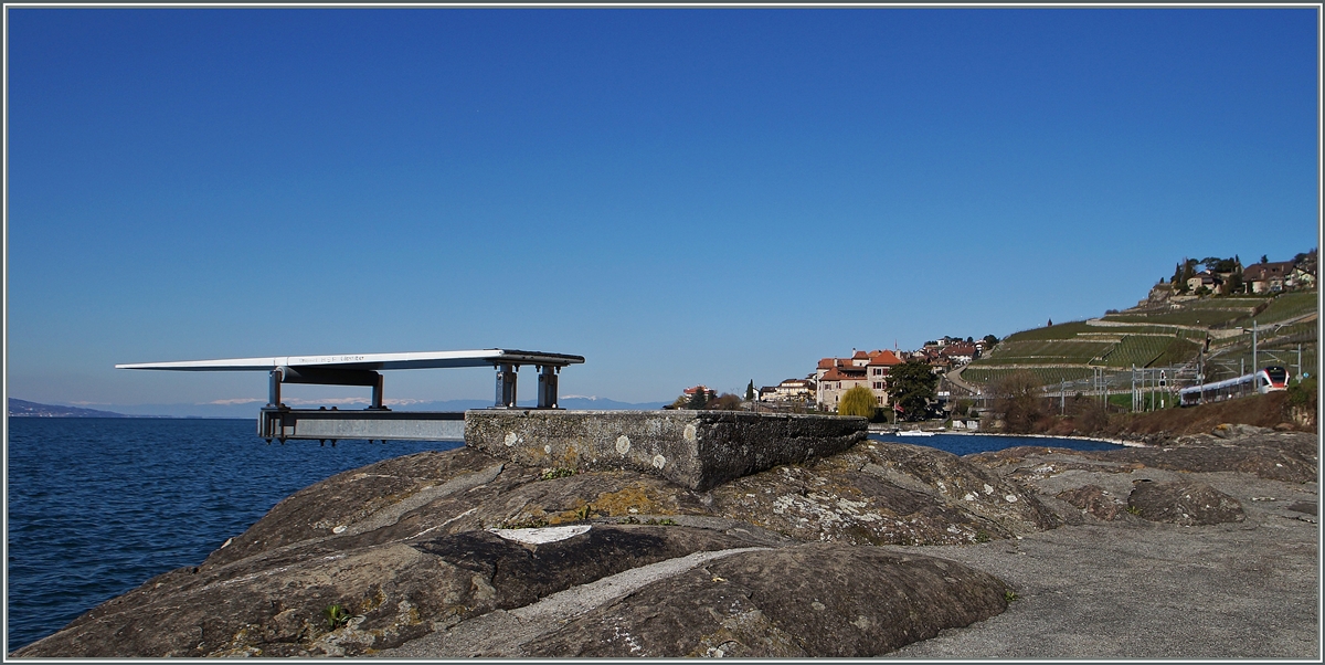 Ein etwas anders Bahnbild...
Rivaz, den 6. April 2015 